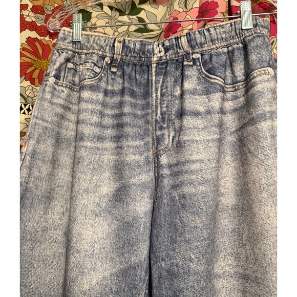 Oddi Sweatpant Jeans NWT - Picture 2 of 4